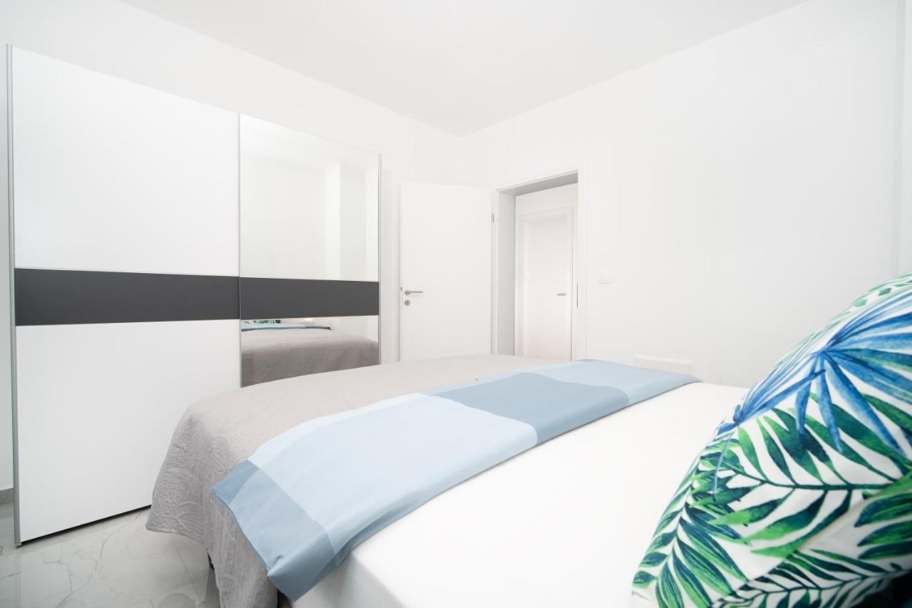 Villa Apartments Lela Rabac Luaran gambar