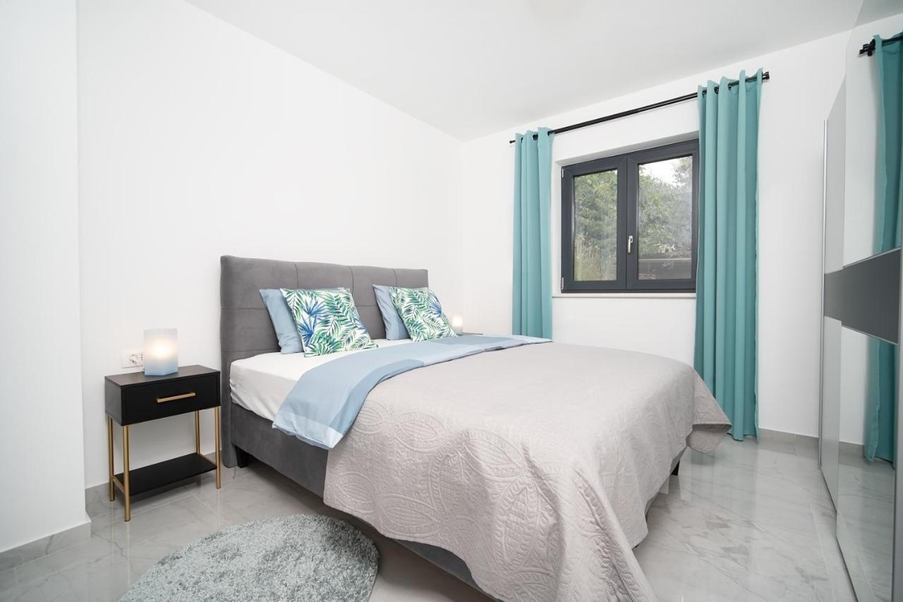 Villa Apartments Lela Rabac Luaran gambar