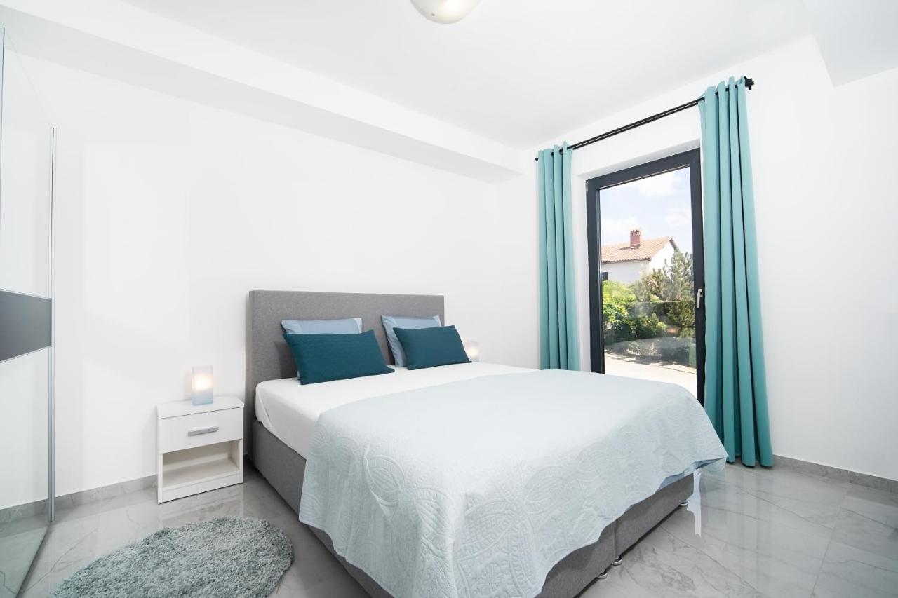 Villa Apartments Lela Rabac Luaran gambar