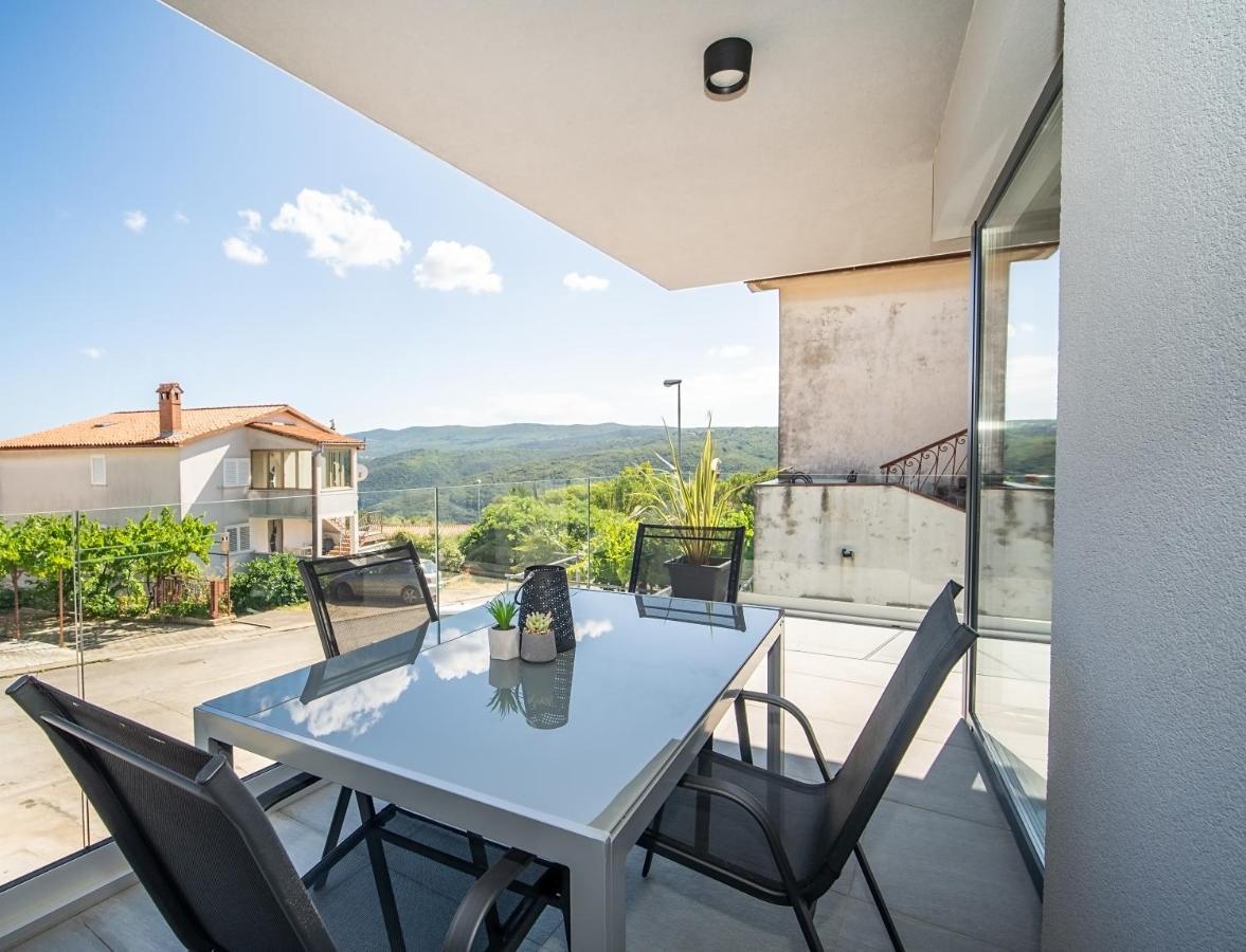 Villa Apartments Lela Rabac Luaran gambar